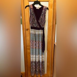 Le Lis Elainne faux wrap maxi dress. NWOT